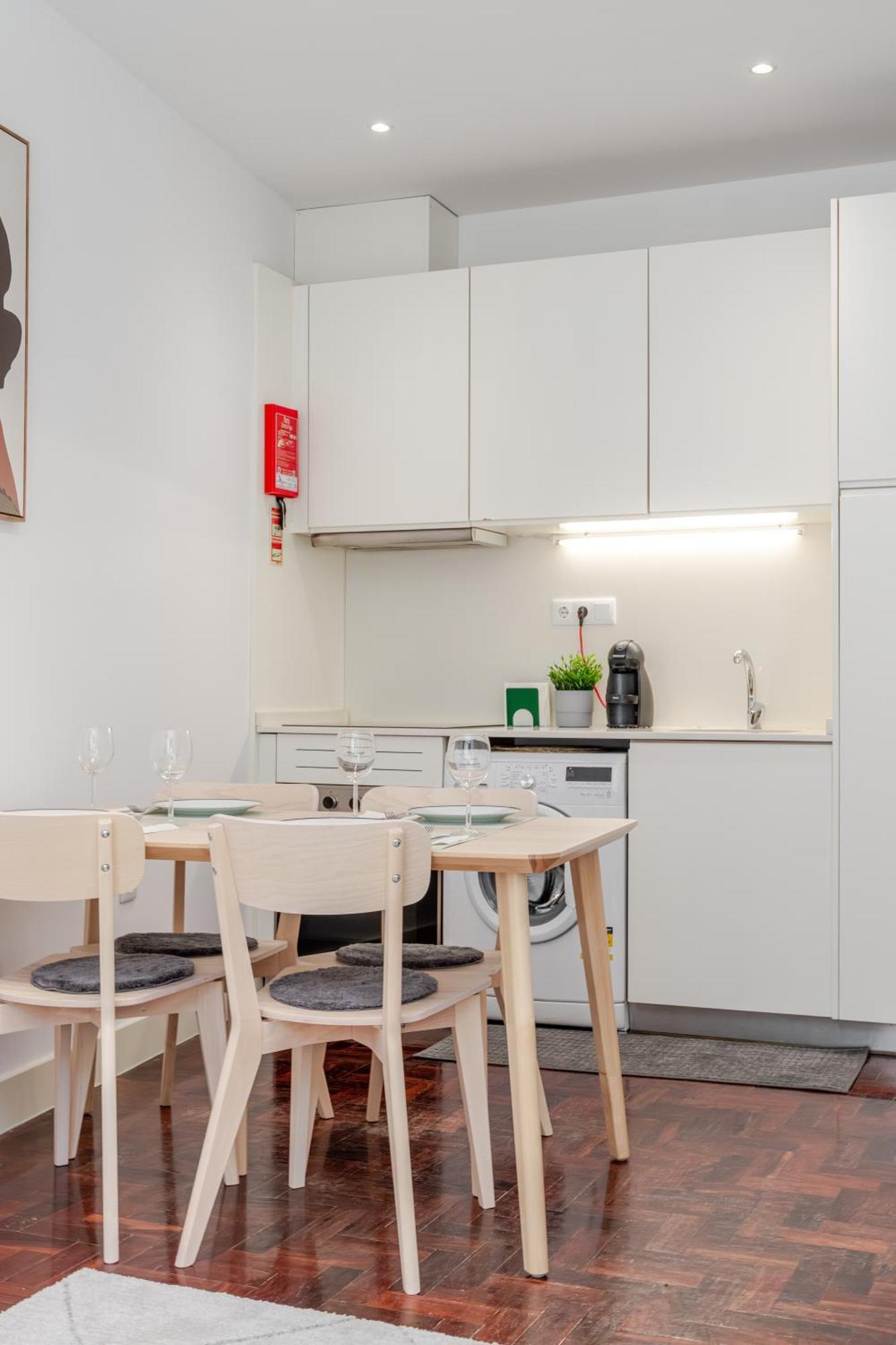 Esm Rental - Santa Catarina Cozy Apartment Porto Buitenkant foto